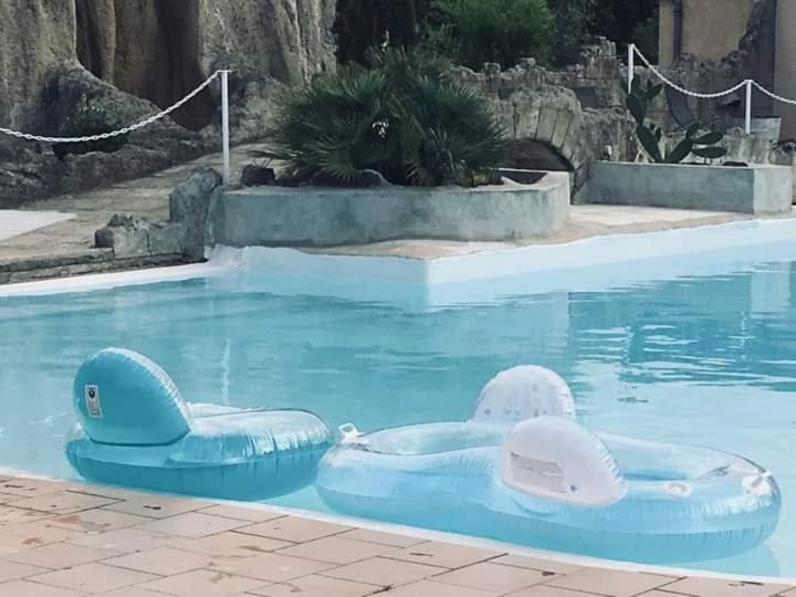 appart-gîte piscine-Spa sauna Lescout Extérieur photo
